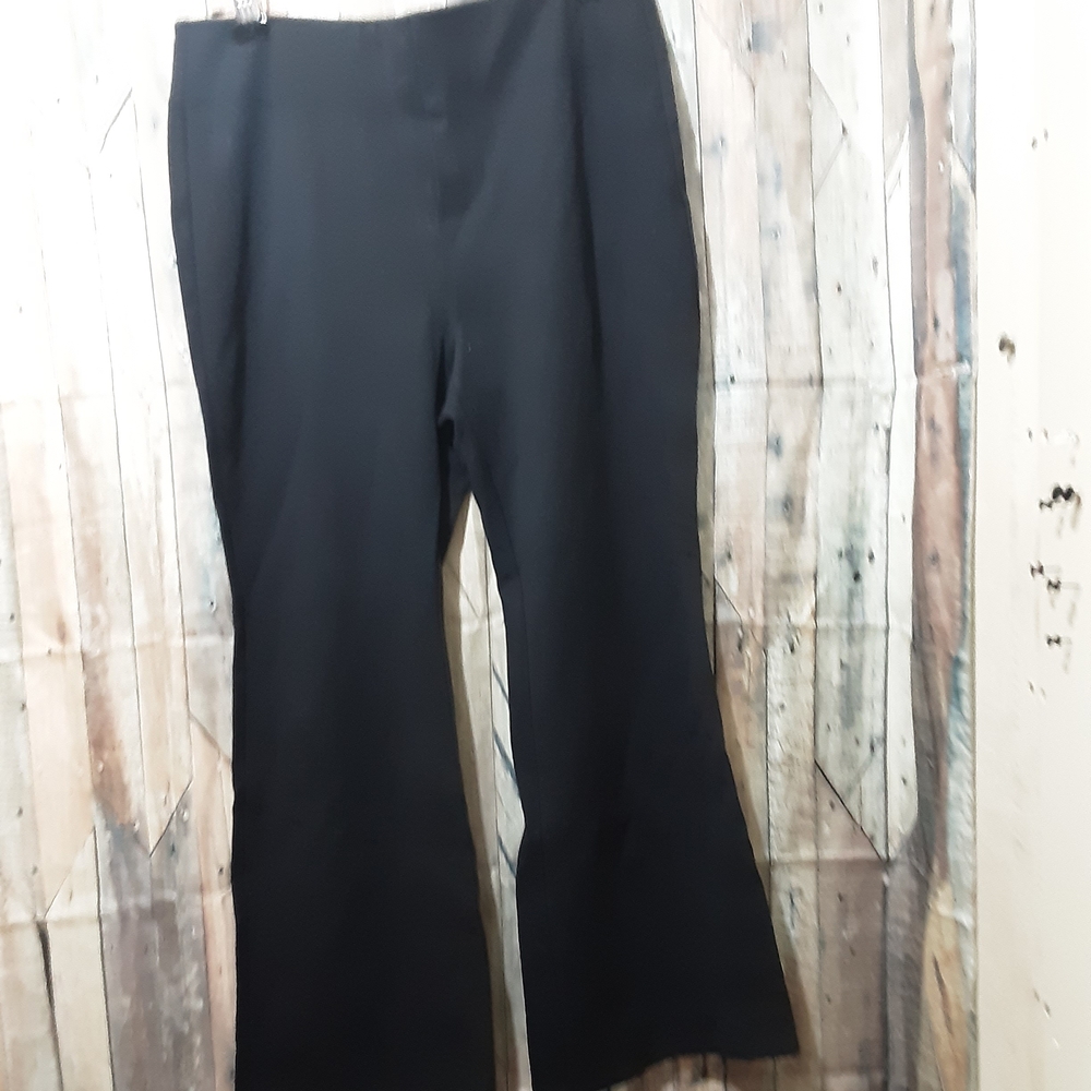 HALARA Black Straight Leg Pants